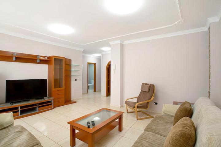 Aeropuerto Gran Canaria Apartamento Vacacional Carrizal Ngoại thất bức ảnh